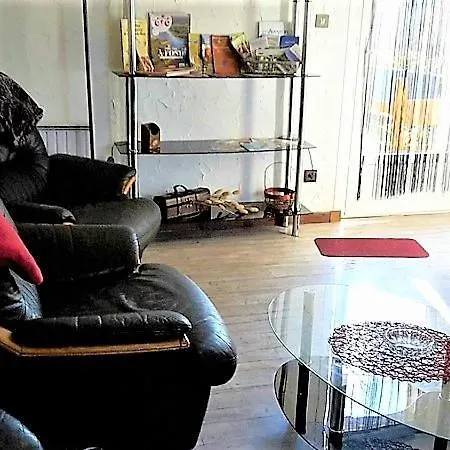 Bibi Σπίτι διακοπών Villeneuve-dʼAveyron